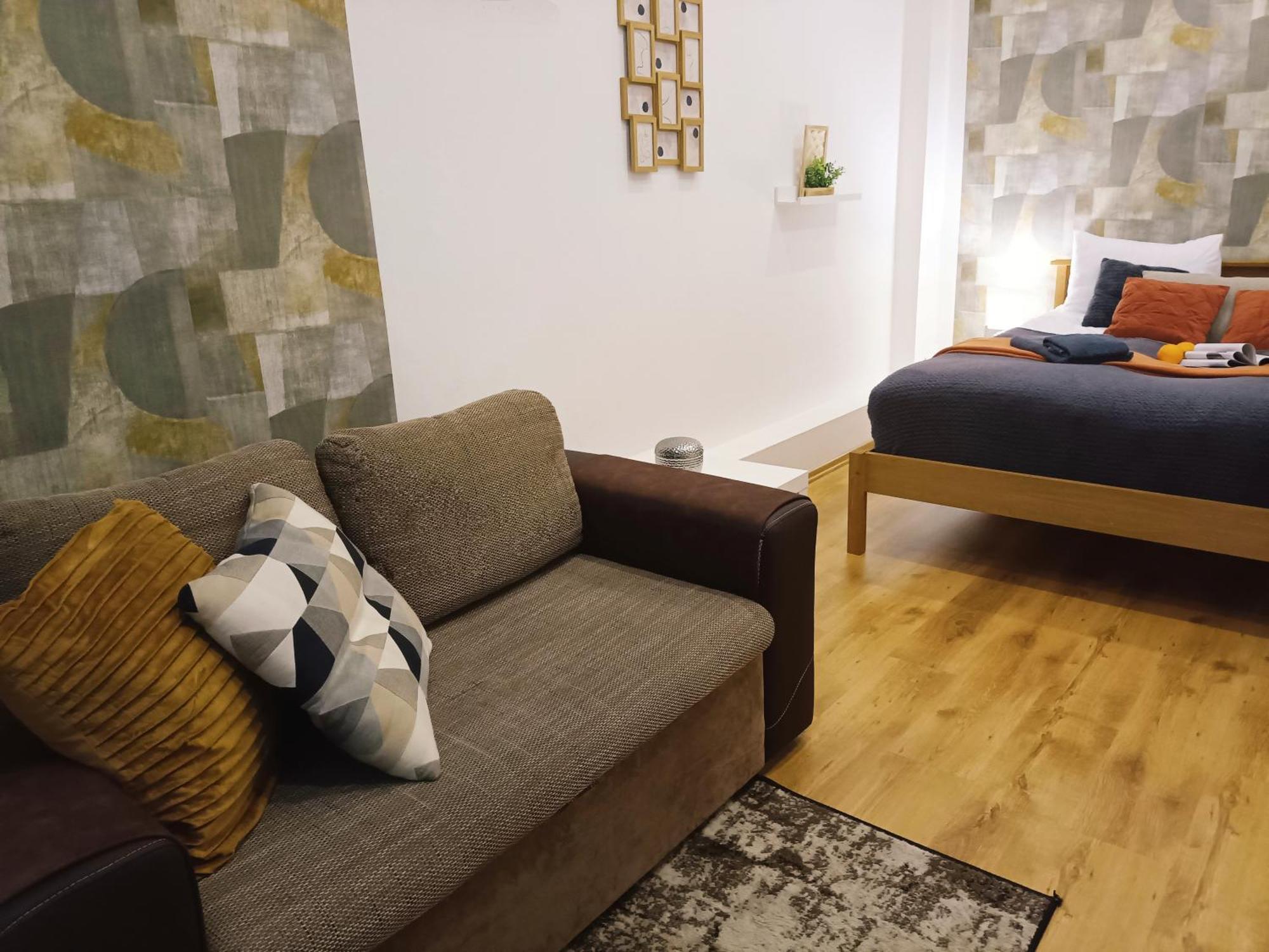 Leilighet Center Two With One Bedroom, Up To 5 Guests, Self Check-in, Free Parking